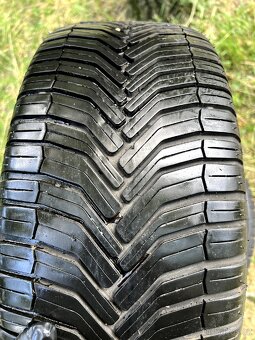 Celoroční sada pneu Michelin 215/45 R17, dot20 - 3