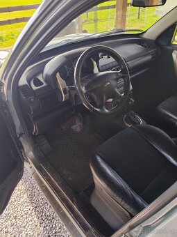 Land Rover Freelander - 3