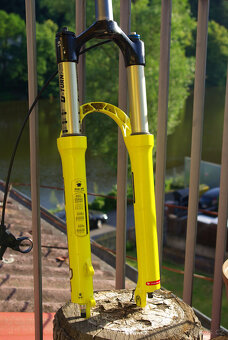 vidlice Rock Shox Reba Team 2005 - 3