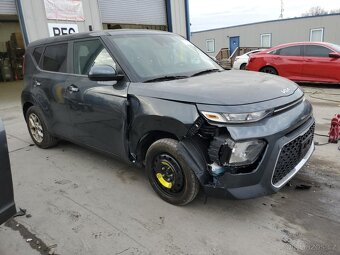 2022 KIA Soul LX 2.0L FWD - 3