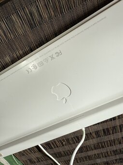 Apple klavesnice dratova - 3