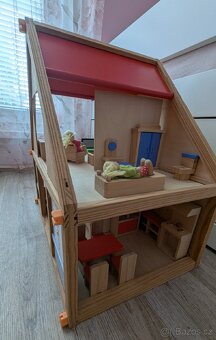 Dřevěný domeček pro panenky i s výbavou - 3
