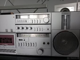 Prodám Japonský boombox Amstrad 8090 - 3