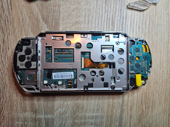 Sháním PSP v neznámém stavu, poškozené či nefunkční - 3