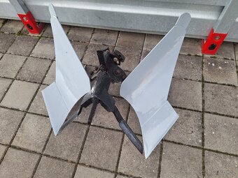 Pluh obracák Vari APH 352 - 3