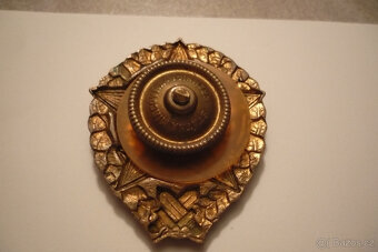 2 . Na prodej věci SNB – OSH - 3