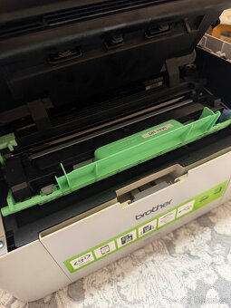 Tiskárna BROTHER DCP-1610WE laserová - 3