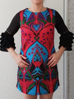 Dámské kratší šaty vel.S - 3
