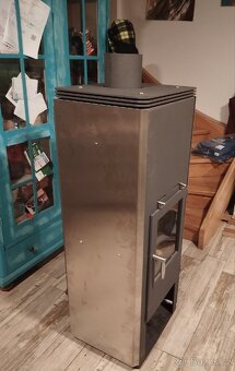 Nová desingová krbová kamna s výměníkem Eco Elegant - 3