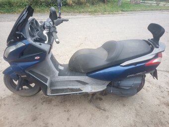 KYMCO downtovn 125cm - 3