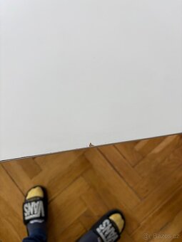 Psací stůl z IKEA - 3