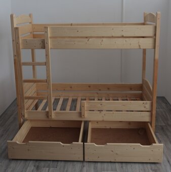 Dřevěná pevná patrová postel Petr - 3
