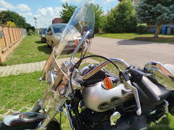 Harley Davidson Dyna Street Bob - 3