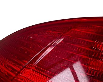 Levé zadní vnější světlo Škoda Superb 2 sedan r.v. 2009 - 3