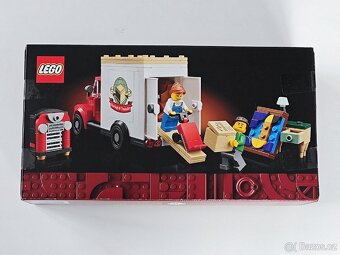 LEGO Icons 40586 Stěhovací vůz
- 3
