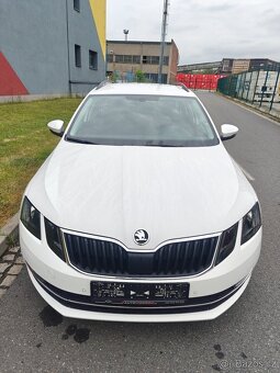 Škoda Octavia III 1.6 TDI combi facelift Švýcarsko TOP STAV - 3