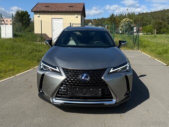 Lexus UX 250h, 2.0L Hybrid - 3