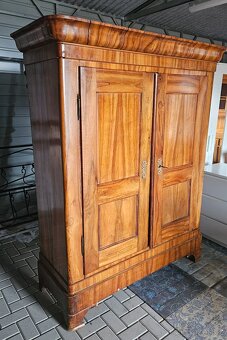 Šatní skříň Biedermeier - 3