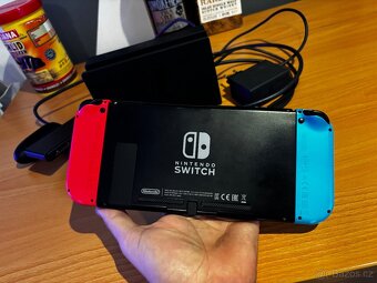 Nintendo switch - 3
