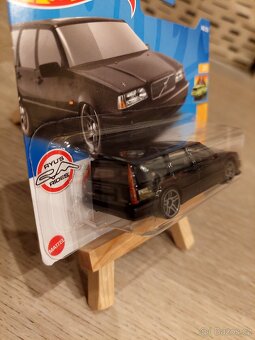 Hotwheels volvo 850 estate - 3