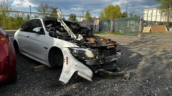 Náhradní díly BMW M3 F30 - 3