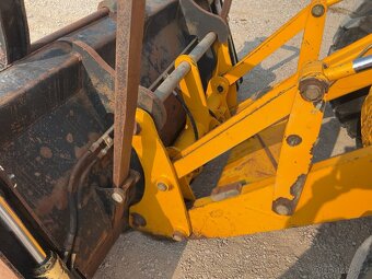 2004 JCB 4CX Traktorbagr 4x4 - 3