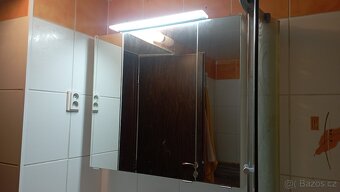 Zrcadlová skřínka, skřínka s umyvadlem - 3