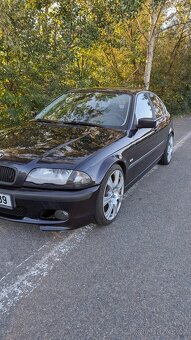 BMW E46 330i rv. 2001 - 3