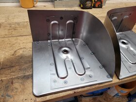 Praga v3s roh blatníku - 3