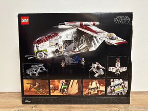 LEGO Star Wars 75309  - Válečná loď Republiky - 3