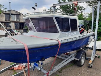 Lod´ Mercury 90hp dvoutakt - 3