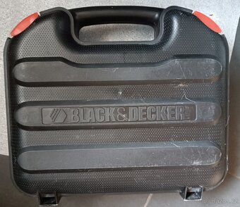 Přímočará pila Black Decker - 3