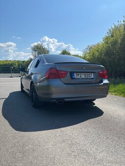 BMW e90, 320i - 3
