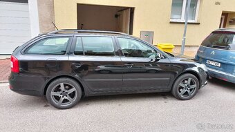Škoda Octavia 2, 2.0 TDI, top technický stav - 3