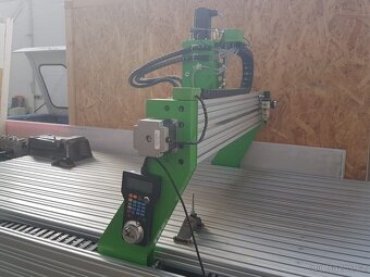 CNC portálová frézka 2100x1000 mm - 3