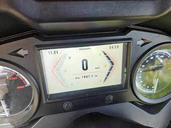 Prodám skůtr 300ccm Maxon. - 3