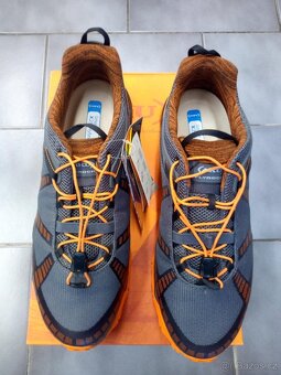 Trekové botky AKU FLYROCK, vel. UK9,5 - 3