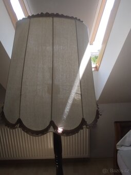 Stojací dřevěná lampa - 3