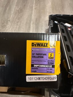 Hřebíkovačka AKU DeWALT DCN692P2 - 3