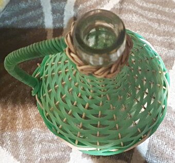 DEMIŽONEK,OPLETENY,BEZ SPUNTU,OBJEM ASI 2,5L - 3