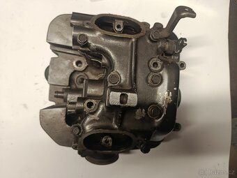 Prodám hlavu na Suzuki DR 650 - 3
