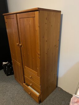 Skříň dřevěná - 3