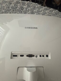 Herni monitor Samsung - 3