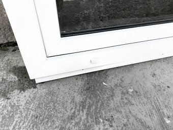 Okno 104 x 129 cm, doprava - 3