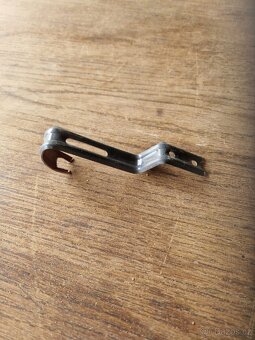 půlkulatý hřebenáč. - 3