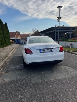 Mercedes Benz C 200D - 3