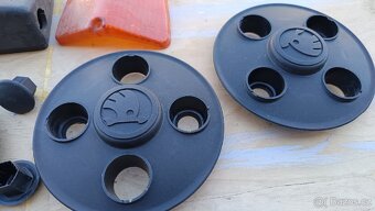 Různé díly Škoda 100, 120 - 3