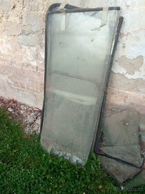 Skla na Skodu 1203 - 3