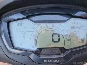 Piaggio Beverly 300 S, modelový rok 2022, nový motocykl - 3