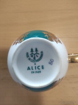 Porcelánové kávové šálky s podšálky - 3